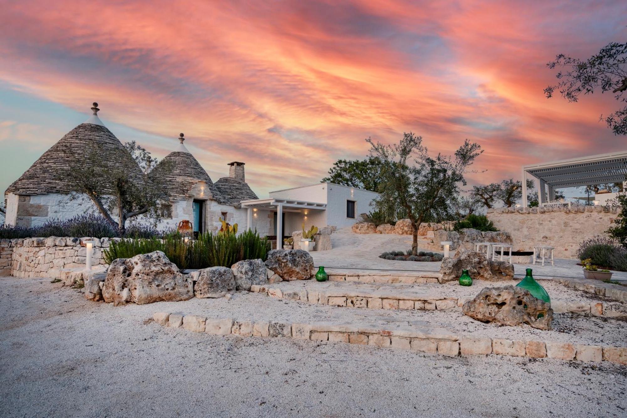 Trullo Perla Greta - Luxury Country Villa & Private Heated Pool Alberobello Esterno foto