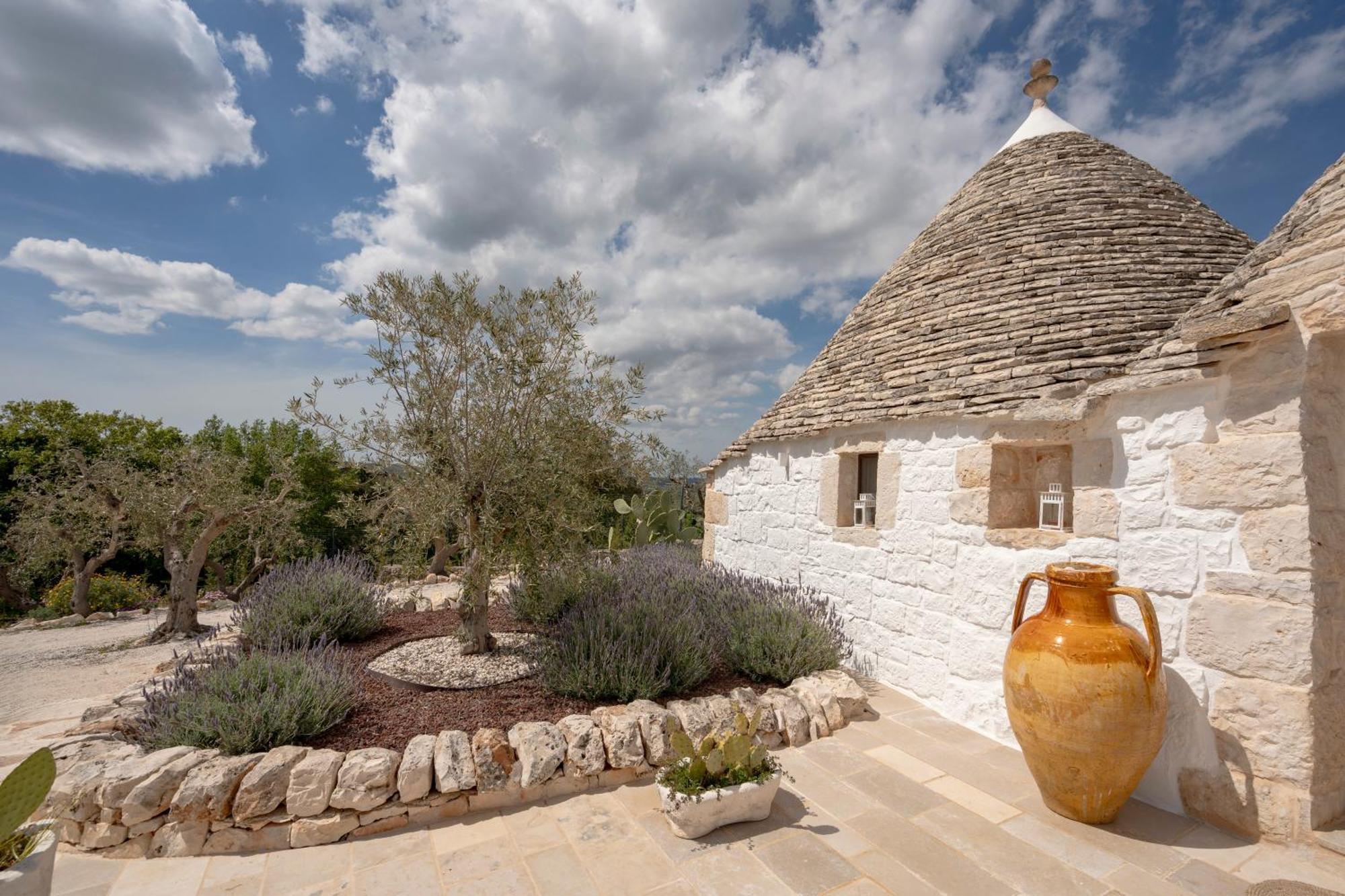 Trullo Perla Greta - Luxury Country Villa & Private Heated Pool Alberobello Esterno foto