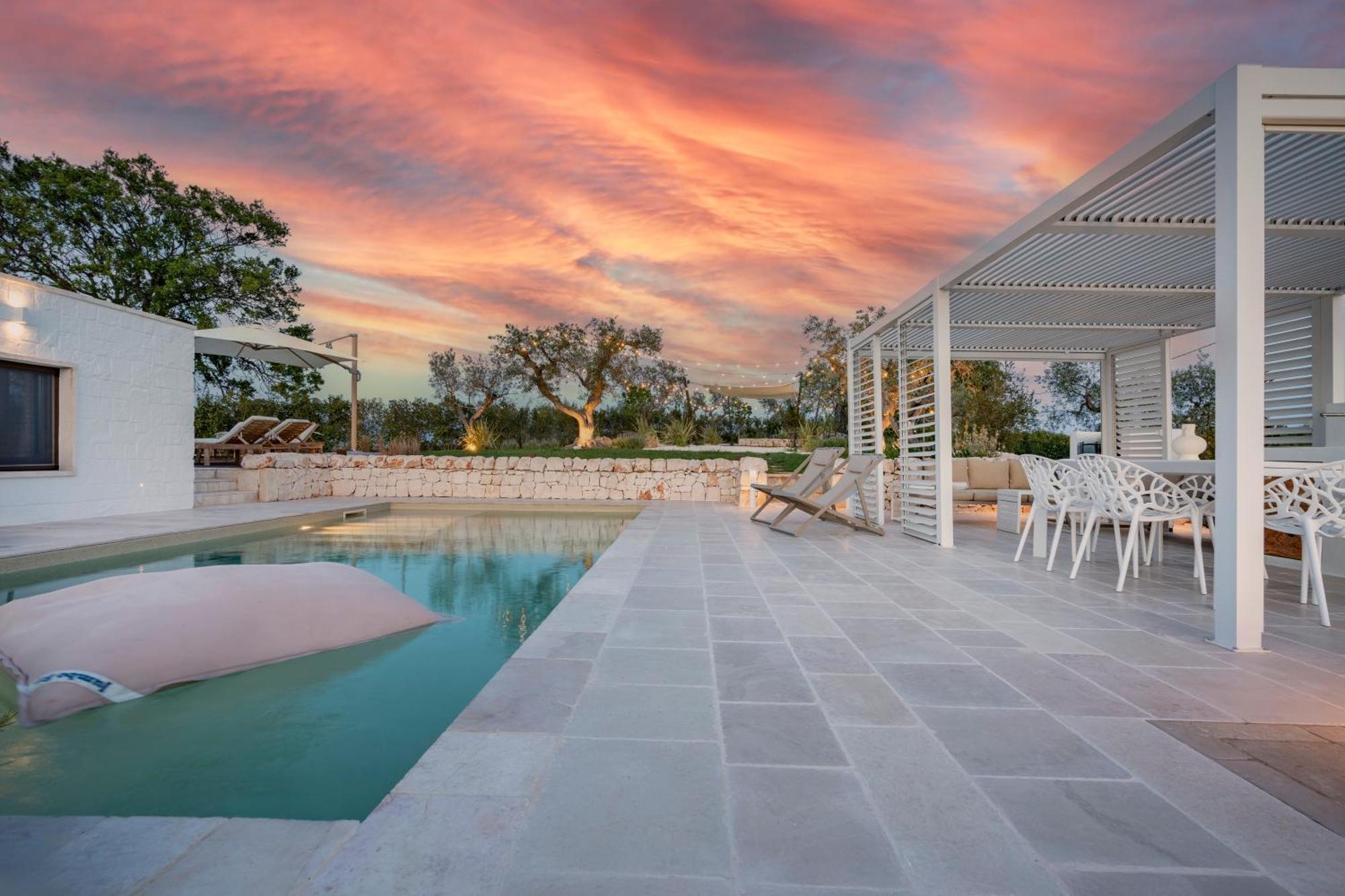 Trullo Perla Greta - Luxury Country Villa & Private Heated Pool Alberobello Esterno foto